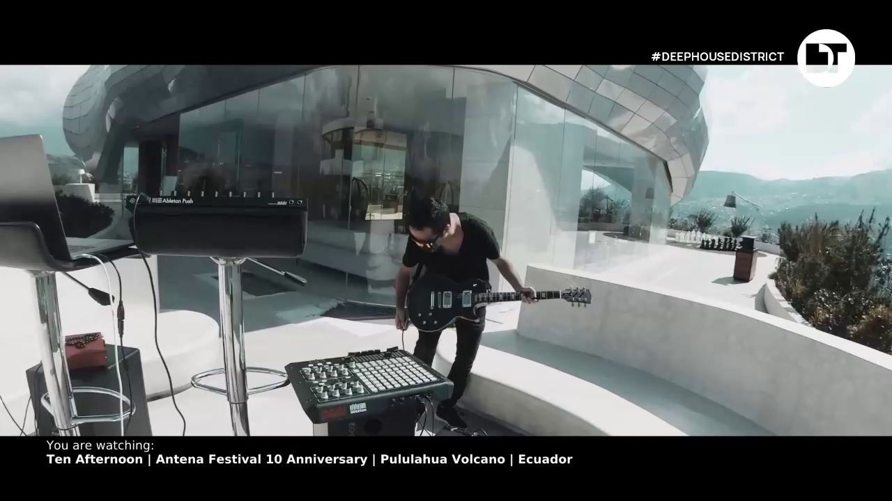 Watch DanceTV Deep House District